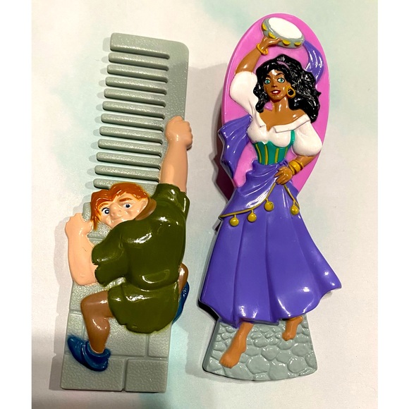 DISNEY VINTAGE 1996 THE HUNCHBACK OF NOTRE DAME ESMERALDA BRUSH & QUASIMODO COMB - Picture 2 of 8